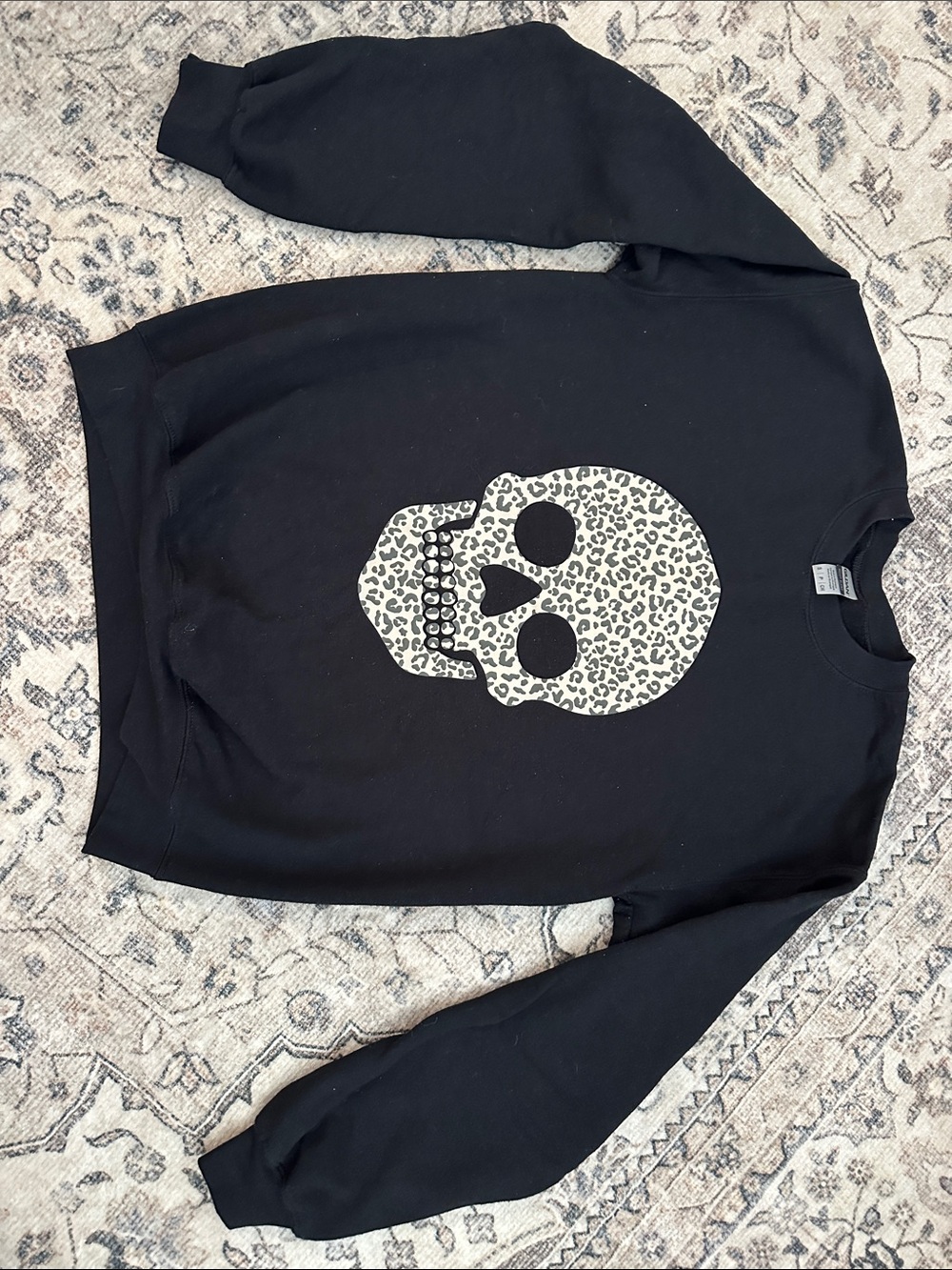 Leopard Skull Graphic sweat shirt